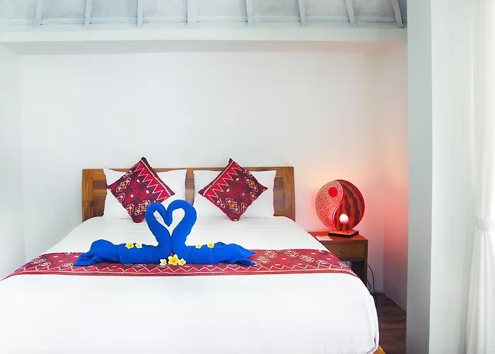 Full Moon 8 Bed & Breakfast *