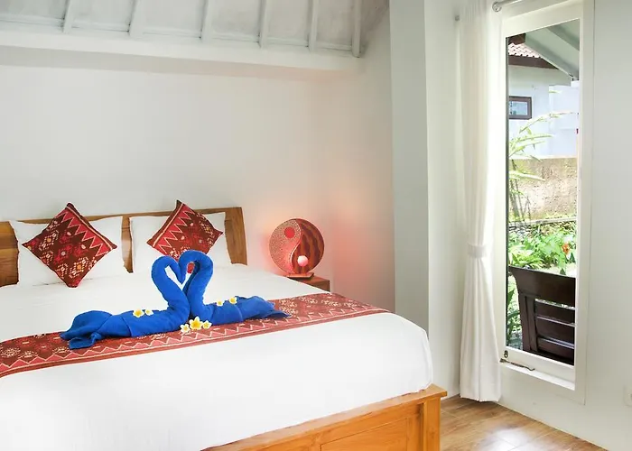 Full Moon 8 * Ubud