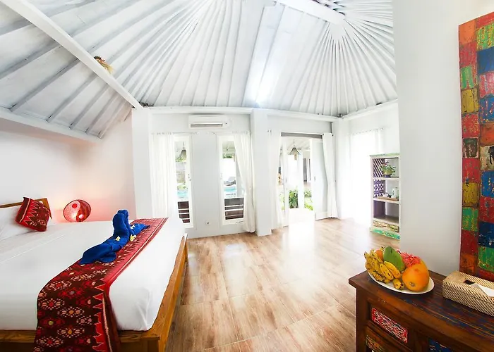 Full Moon 8 Bed & Breakfast