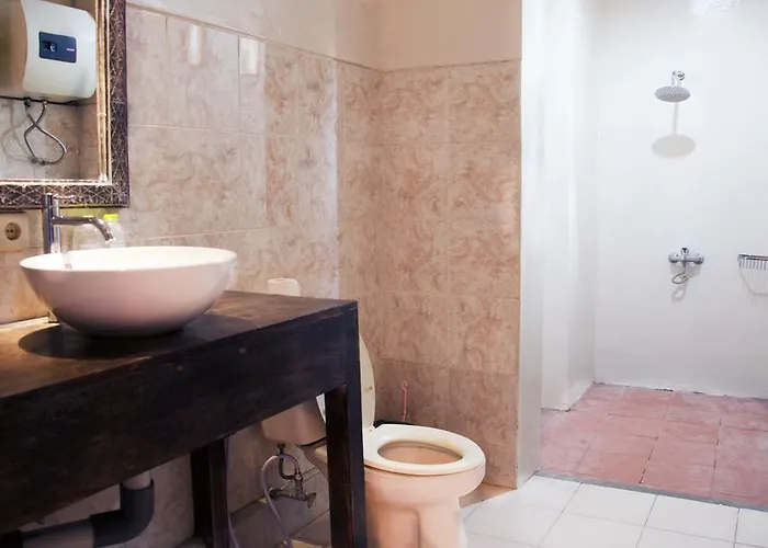 Full Moon 8 Bed & Breakfast Ubud